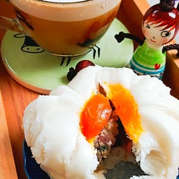 ซาลาเปา ไส้หมูสับไข่เค็ม