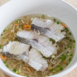 ก๋วยเตี๋ยวปลา น้ำใส