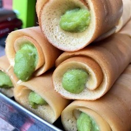 โตเกียวไส้ใบเตย