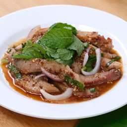 น้ำตกหมู