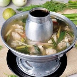 ต้มแซ่บซี่โครงอ่อน (หม้อไฟ)