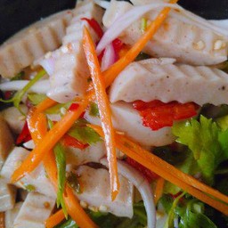 ยำหมูยอ