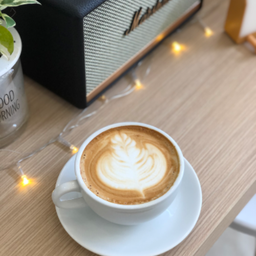 คาปูชิโน่ ร้อน