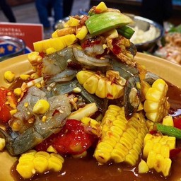 ตำข้าวโพดกุ้งสดหรือกุ้งลวก