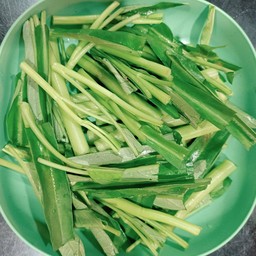 ผักบุ้ง