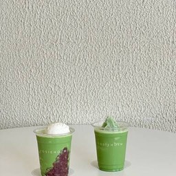 Matcha red bean  frappe 16 oz