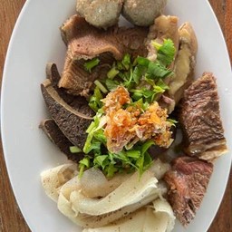 ลวกจิ้มรวมเนื้อ