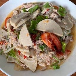 ยำวุ้นเส้นหมูสับหมูยอ