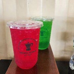 น้ำแดงโซดามะนาวสด