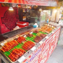 ต.เนื้อย่าง&เจ หมูปิ้ง(กาดวรุณ)