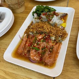 ยำสามสหายทะเลรวม