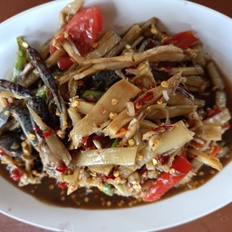 ส้มตำหน้อไม้ปูปลาร้า