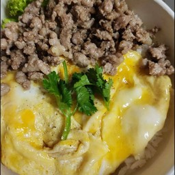 ข้าวไข่ข้นหมูสับ