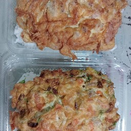 ร้านลูกชิ้นปิ้ง&ไก่ปิ้ง ร.พ พระพุทธบาท