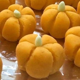 ลูกฟักทอง  1ลูก