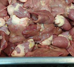 ข้าวกระเพราเครื่องในไก่