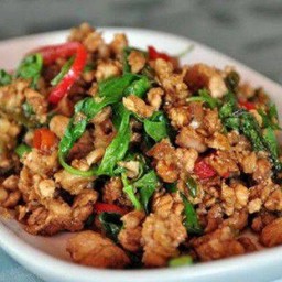 กะเพราหมูสับ