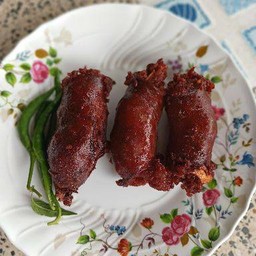 ใส้กรอกเนื้อ