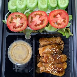 สลัดไก่ย่างเทอริยากิ