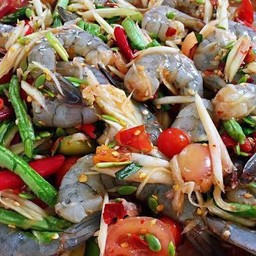 ตำกุ้งสด