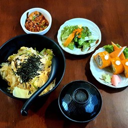 เซตข้าวหมูทรงเครื่อง