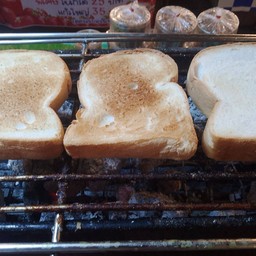 ขนมปังปิ้ง