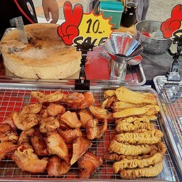 หน้ากากหมูย่าง ชิ้นละ