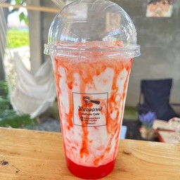 สตอเบอรี่นมสด