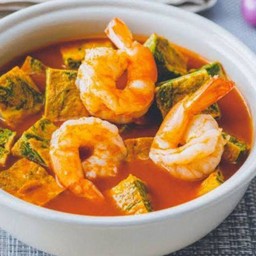 แกงส้มชะอมกุ้ง กับข้าว