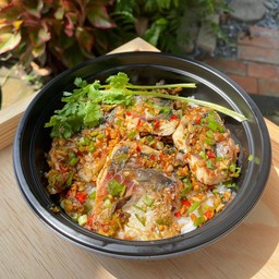 ข้าวปลาซาบะคั่วพริกเกลือ