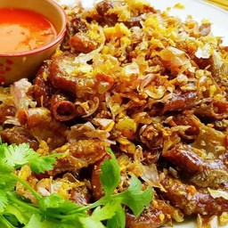 ไส้อ่อนทอดกระเทียม
