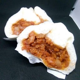 ซาลาเปาไส้หมูแดงเจ