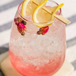 โรสลิ้นจี่ โซดา