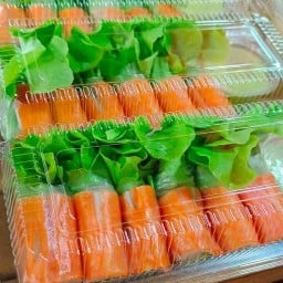 สลัดโรล บ้านแม่ ตึกบ้านตั้งเจริญ ลาดพร้าว117