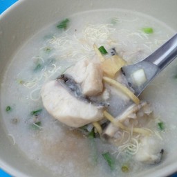 ข้าวต้มปลา ธรรมดา