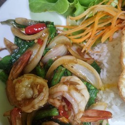 ข้าวกระเพราะกุ้ง