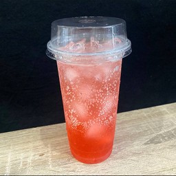 สตอเบอรี่โซดา