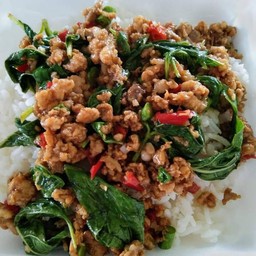 กะเพราหมูสับ🐷🔥