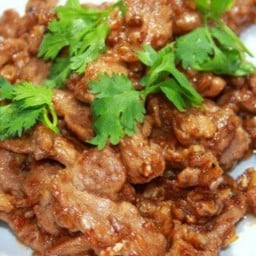 หมูทอง ตามสั่ง