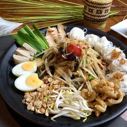 ตำแซ่บถาด