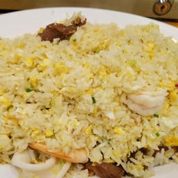 ข้าวผัดปลาเค็ม (ใหญ่)