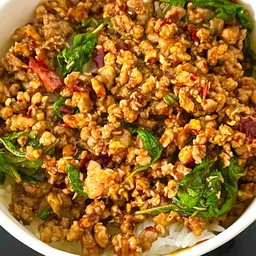 กะเพราหมูสับ