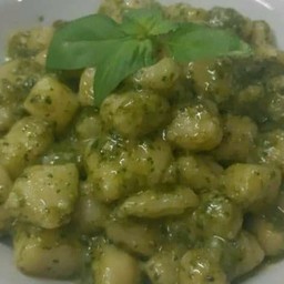 Pasta fresca al pesto