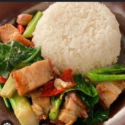 ข้าวคะน้าหมู