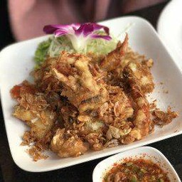 กุ้งทอดกระเทียม