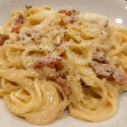 Pasta international carbonara