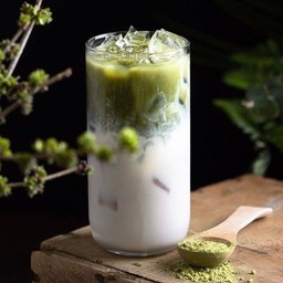 Coconut Matcha latte