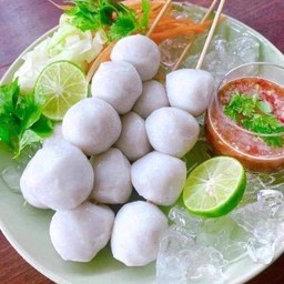 ลูกชิ้นปลากลม ลวกจิ้ม