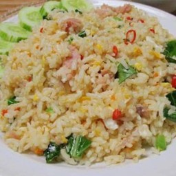 ข้าวผัดแหนม