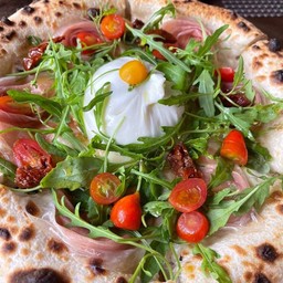 PIZZA PROSCIUTTO E BURRATA